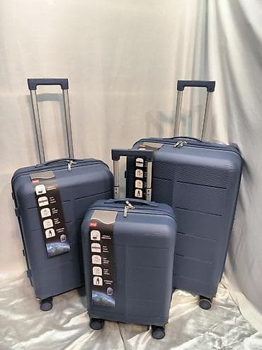 CD, DVD disklər və kassetlər: Sərt korpuslu səyahət çamadan dəsti - Ölçülər: 3-lü set (kabinə uyğun — 4