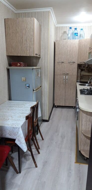 razində kirayə evlər: Qiymet 450 Mertebe 11 / 11 İcarəyə verilir 2 otaqlı yeni tikili sahə — 1
