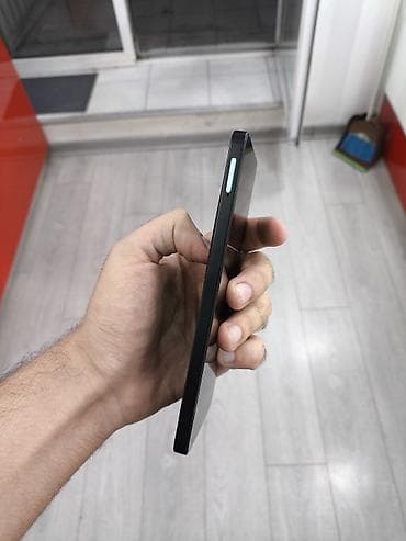 Honor 128 GB, rəng - Qara, Sensor