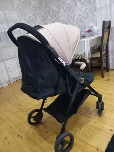 Klassik gəzinti arabası