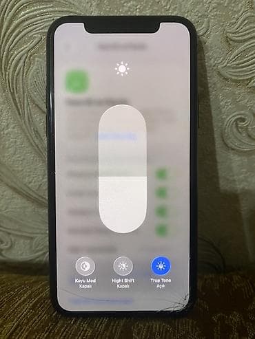 uz qirxan: IPhone 11 Pro, 64 GB, Space Gray, Simsiz şarj, Face ID — 3