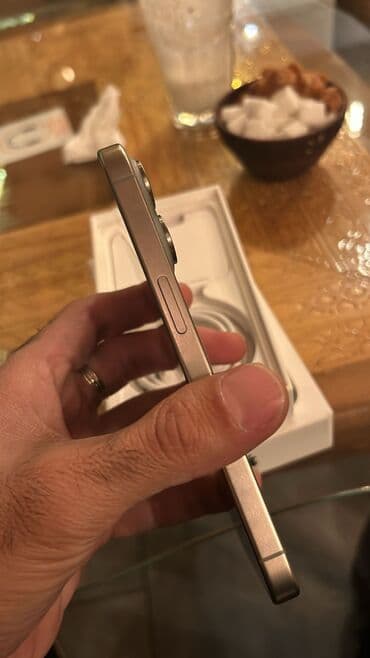 зил москва холодильник: IPhone 15 Pro, 128 ГБ, Natural Titanium, Гарантия, Отпечаток пальца, Беспроводная зарядка — 3