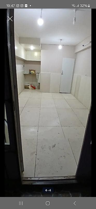 Xirdalanda obyekt icareye verilir,icinde ayaqyolu da var