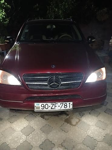 vito disk: - Növ: SUV, 5 qapı - Korpus rəngi: tünd qırmızı/bordo - Salon: açıq — 2