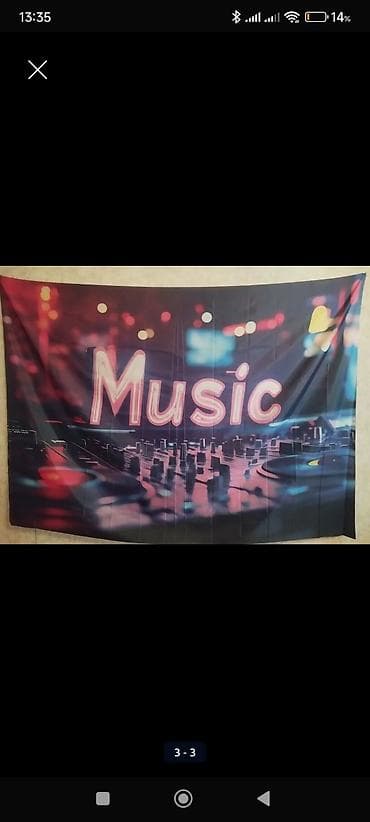 divar dekoru: Divar üçün musiqi temalı banner/poster - Dizayn: “Music” yazısı və DJ — 2
