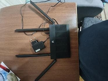 Masaüstü kompüterlər və iş stansiyaları: Salam router 4-5 ay işlədilmişdir. Normal qiyməti 100-dən aşağı tapa — 4