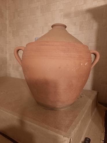 polimer gil: Təbii gil qab – qapaqlı, ikitərəfli qulplu. - Material: bişmiş təbii — 1