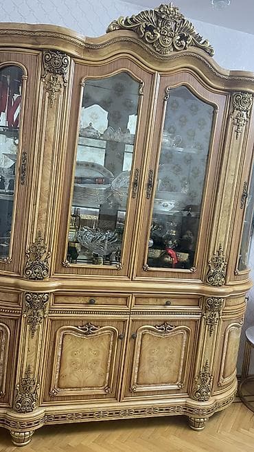 qedimi kamod: Komod — 4