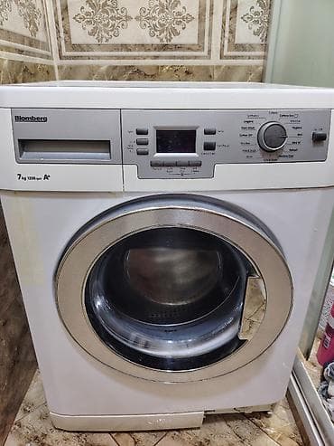 Blomberg 14 ilin paıtaryuyanıdır. Motoru işləyir özündə problem var — 1