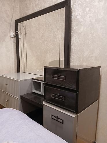 Mebel: Makyaj/komod dəsti – böyük güzgülü, çoxfunksiyalı saxlama ilə - — 2