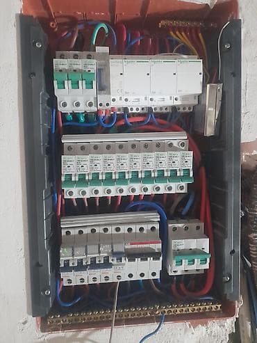 elektrik güçlendirici: Menzillerde razetka vkluçatel lüstur plafon montaj edilmesi — 1