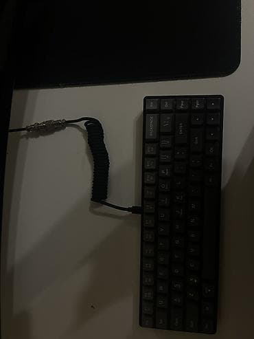 Məhsul: Kompakt mexaniki klaviatura + spiral USB kabel Xüsusiyyətlər