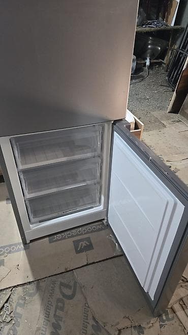 akvafor su filteri: Indesit iki qapılı soyuducu (alt hissədə dondurucu) - Rəng — 3