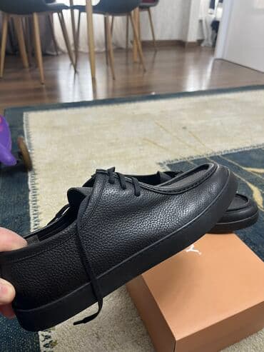 bej rəngli kişi mokasinləri: 100% deri Azerbaycanda bu yoxdur ölcu 44 pula ehtiyac oldugunnan — 9