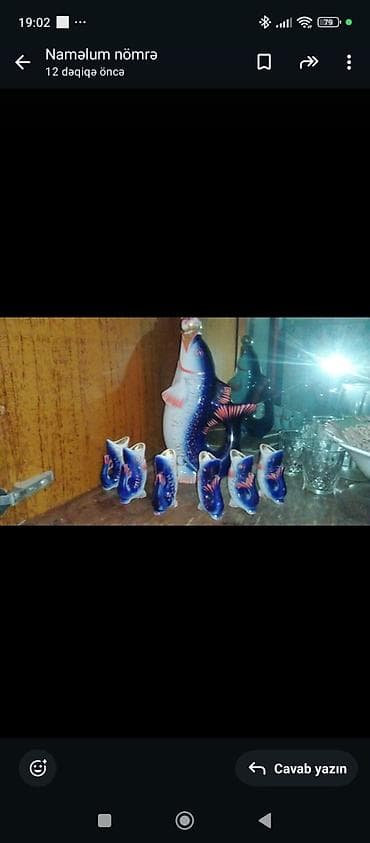 Porcelan likyor/qrafin dəsti – “Balıq” motivli - Tərkib: 1 böyük — 1