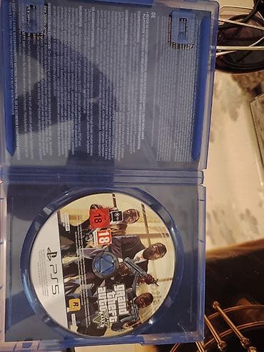 ps5 oyunlar satilir: Gta 5 və fifa 15 ideal vəziyyətdədi disklər ikisi birlikdə40 man — 4