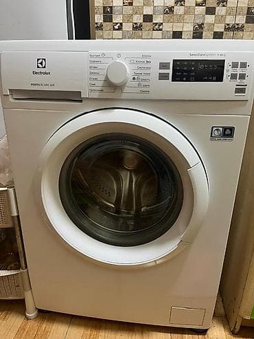 philips xenium 9@9d: Electrolux PerfectCare 600 paltaryuyan maşın - Yük: 6 kq - SensiCare — 1