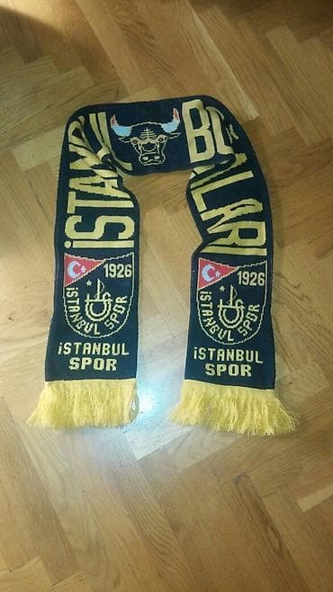 Шарф в идеальном состоянии,цена 7манат lalafo.az -da Шарф в идеальном состоянии,цена 7манат