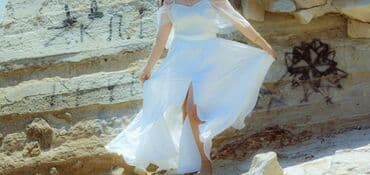 ziyafət donu: Birdefe cekilise geyinilib.tikilib yupka kofda ayridi .baha basa — 2