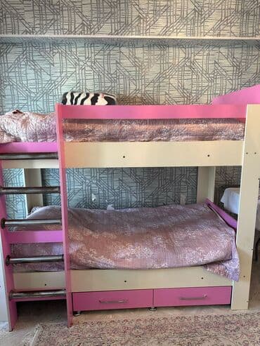 умывальник satilir: Для девочки, Б/у, Кровать, С выдвижными ящиками — 1