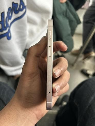 Video oyunlar və konsollar: IPhone 13 mini, 128 GB — 3