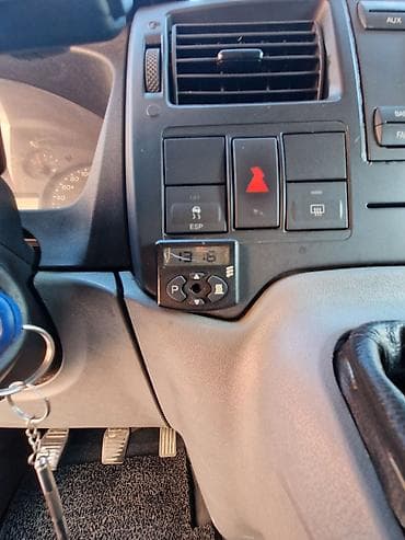 Ford: Tecili satilir 2.4 arxa ceken 6 skorus kondsaner var qiymetle bagli — 5