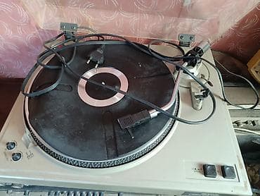 Vinil pleyer 1) Rising Direct Drive Turntable - Birbaşa ötürmə