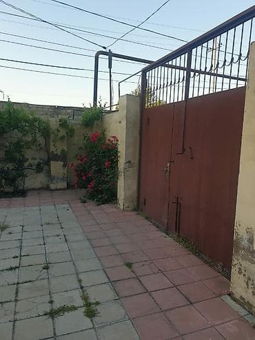 ev itileri: Biləcəri qəsəbəsində, Hərbi Polis Qarnizonu və abidənin yaxınlığında — 7