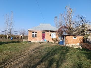 berdede satiliq evler: Satılır: həyətli fərdi yaşayış evi - Tikili: 1 mərtəbəli kərpic ev — 1