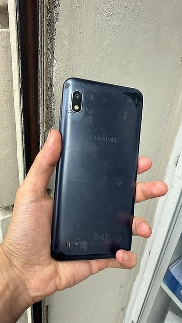 Samsung Galaxy A10, 32 GB, rəng - Qara, İki sim kartlı