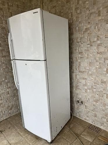 İşlənmiş 2 qapılı Toshiba Soyuducu Satılır, rəng - Ağ, Təkərli