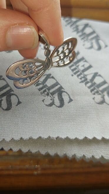 где можно продать серебро в баку: Кулон, Животные, Серебро, 958 проба, Без камня — 9