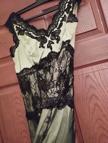 Ziyafət donları: Dar oldugu ucun satilir,bir defe geyinilib, catdirilma Nizami metrosu — 4