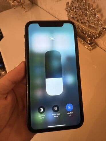 i̇phone 4: IPhone Xr, 128 GB, Qara, Face ID — 6