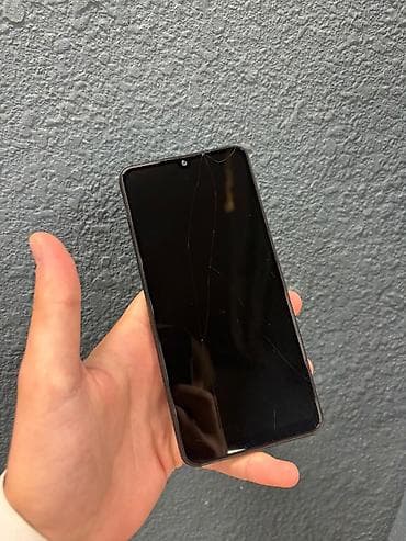 redmi note 8 satilir: Samsung Galaxy A33, 128 GB, rəng - Qara, Qırıq — 1