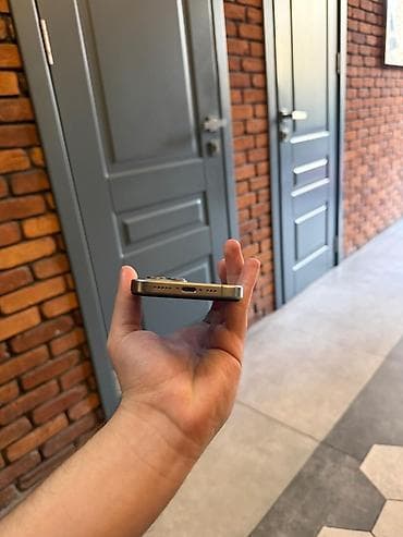 world telecom iphone 12: IPhone 15 Pro, Sierra Blue, Face ID — 6