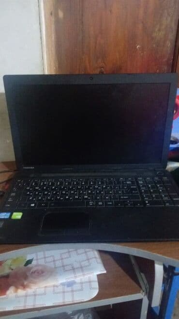 куплю на запчасти телевизор: Toshiba noutbuk - Marka: Toshiba - Korpus: qara rəng, sadə mat qapaq — 2