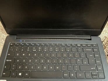 ipad mini beş: Dynabook satellite pro — 2