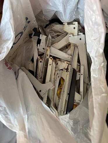 hdd box: Mağaza vitrin demiri.50-60 kvadratlıq geyim mağazasinidi.tezedir 1 ay — 7