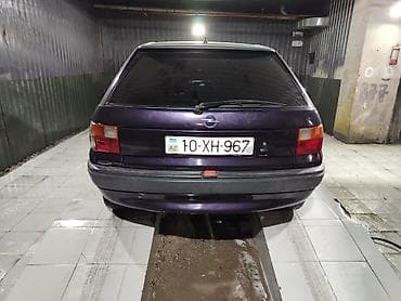 opel baqaj: Opel Astra F hatchback - Korpus: 5 qapılı hatchback, bənövşəyi rəng - — 2
