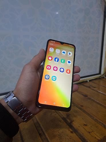 realme 8 pro ekran: Samsung E740, 64 GB, rəng - Qara, İki sim kartlı — 1