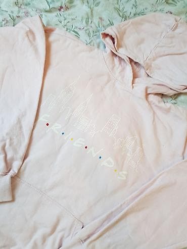 xonca satisi: "Friends" Hoodie, Friends serialının loqosu və Nyu-York şəhərinin — 2