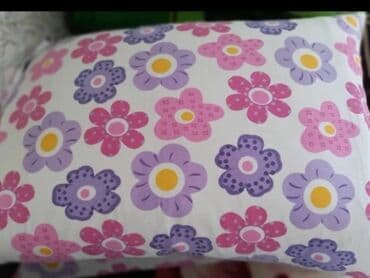 Balinc 50×70 ölçüde. 70×70ölçusude olur.qiymetle maraqlananlar