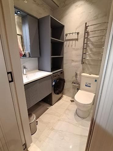 sarayda satilan evler: Nizami rayonu, Neftçilər metrosunun yaxınlığı, yeni tikili, 14 — 8