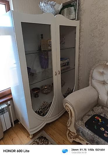 ishlenmish mebel: İşlənmiş — 2