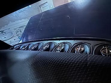 pioneer delfin: Maqnitol, Pioneer, AUX — 6