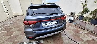 Kia: Kia Rio X-Line (X-Line hatchback/krossover) - Rəng: Boz (metallik) — 9