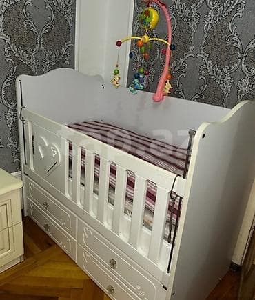 karaca qazan: Oğlan və qız üçün, Beşik — 1