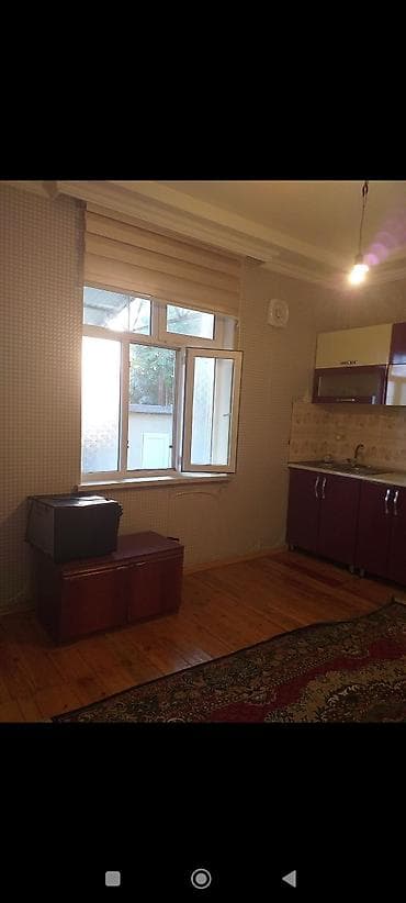 xirdalan icare: Həyətyanı torpaq sahəsi 1 hektardır. Həyətdə bir böyük tövlə, 3 dam, 1 — 1