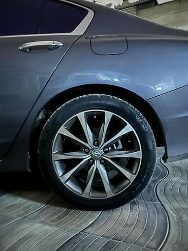 İşlənmiş Disk təkər Hyundai 245 / 45 / R 18, 5 Boltlu